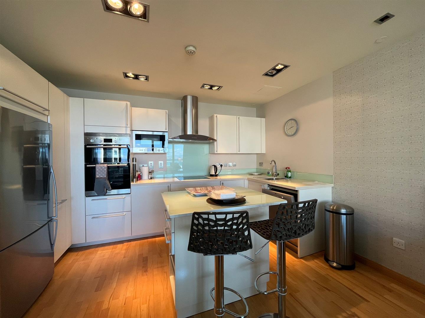 Image of Apartment - 2 Bedrooms - 2 Bathrooms for Rental in Royal Ocean Plaza-Gibraltar, Image 3